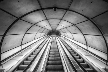  Fototapeta tunel dworca 2978