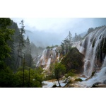Fototapeta wodospady w górach 684